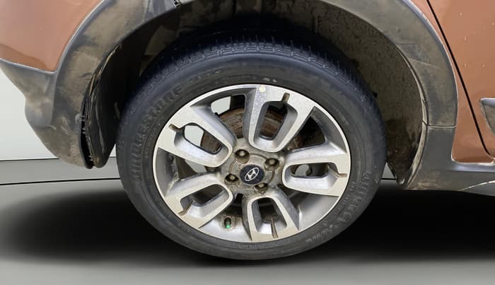 2016 Hyundai i20 Active 1.2 SX, Petrol, Manual, 41,732 km, Right Rear Wheel
