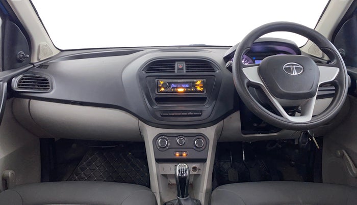 2017 Tata Tiago XE PETROL, Petrol, Manual, 44,720 km, Dashboard
