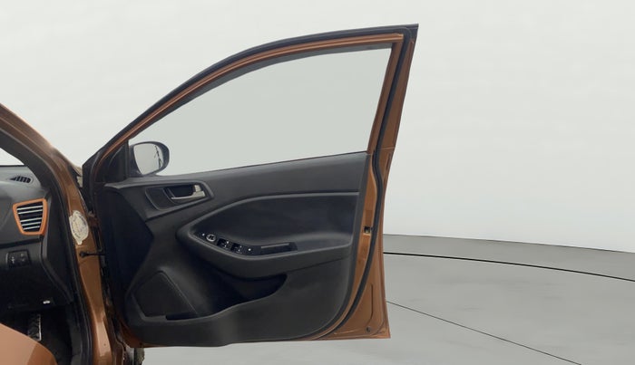 2016 Hyundai i20 Active 1.2 SX, Petrol, Manual, 1,01,527 km, RHS Front Door