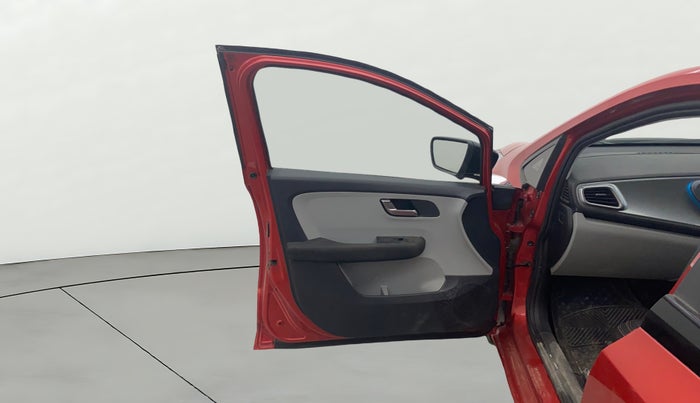 2021 Tata ALTROZ XZ PETROL, Petrol, Manual, 38,797 km, LHS Front Door