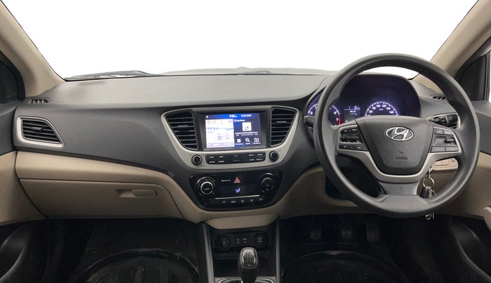 2017 Hyundai Verna 1.6 VTVT SX, Petrol, Manual, 56,344 km, Dashboard