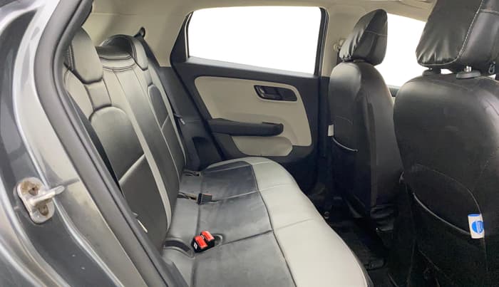 2021 Tata ALTROZ XT PETROL, Petrol, Manual, 32,075 km, Right Side Rear Door Cabin