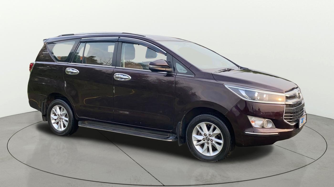 2018 Toyota Innova Crysta 2.4 VX 8 STR, Diesel, Manual, 94,411 km, SRP