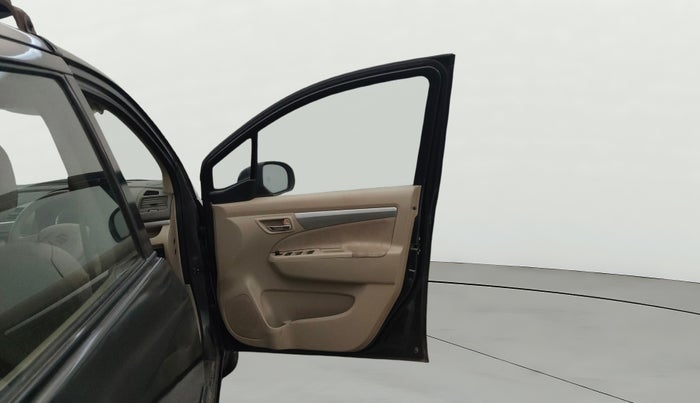 2015 Maruti Ertiga VXI CNG, CNG, Manual, 39,744 km, RHS Front Door