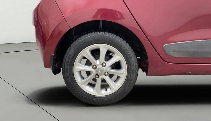 2015 Hyundai Grand i10 ASTA AT 1.2 KAPPA VTVT, Petrol, Automatic, 75,198 km, Right Rear Wheel