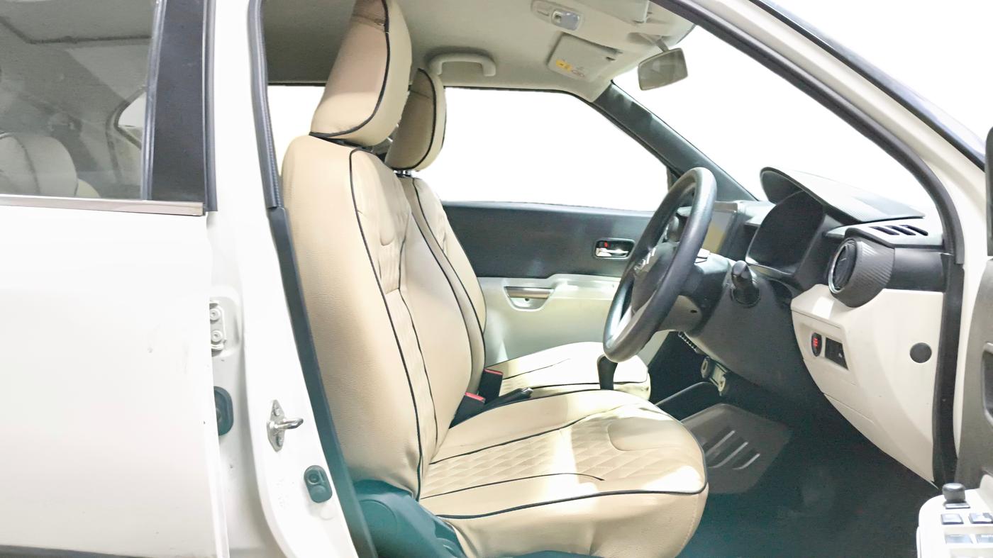 2018 Maruti IGNIS ALPHA 1.2 AMT, Petrol, Automatic, 97,145 km, Right Side Front Door Cabin