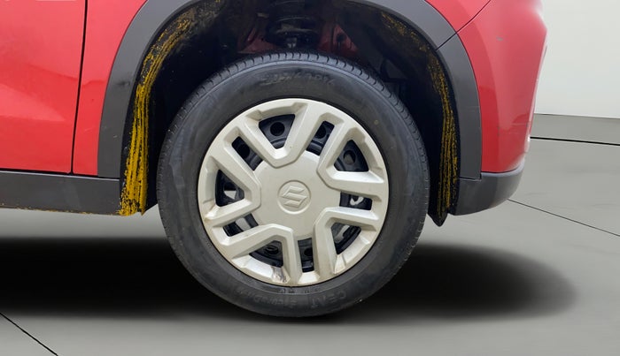 2022 Maruti Vitara Brezza VXI, Petrol, Manual, 67,430 km, Right Front Wheel