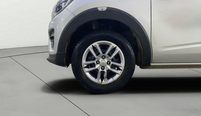 2024 Renault TRIBER RXL MT, Petrol, Manual, 17,563 km, Left Front Wheel