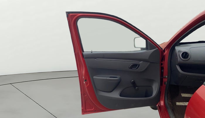 2016 Renault Kwid RXL, Petrol, Manual, 31,819 km, LHS Front Door