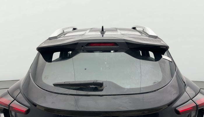 2024 Renault Kiger RXT (O) AMT, Petrol, Automatic, 8,350 km, Rear Windshield