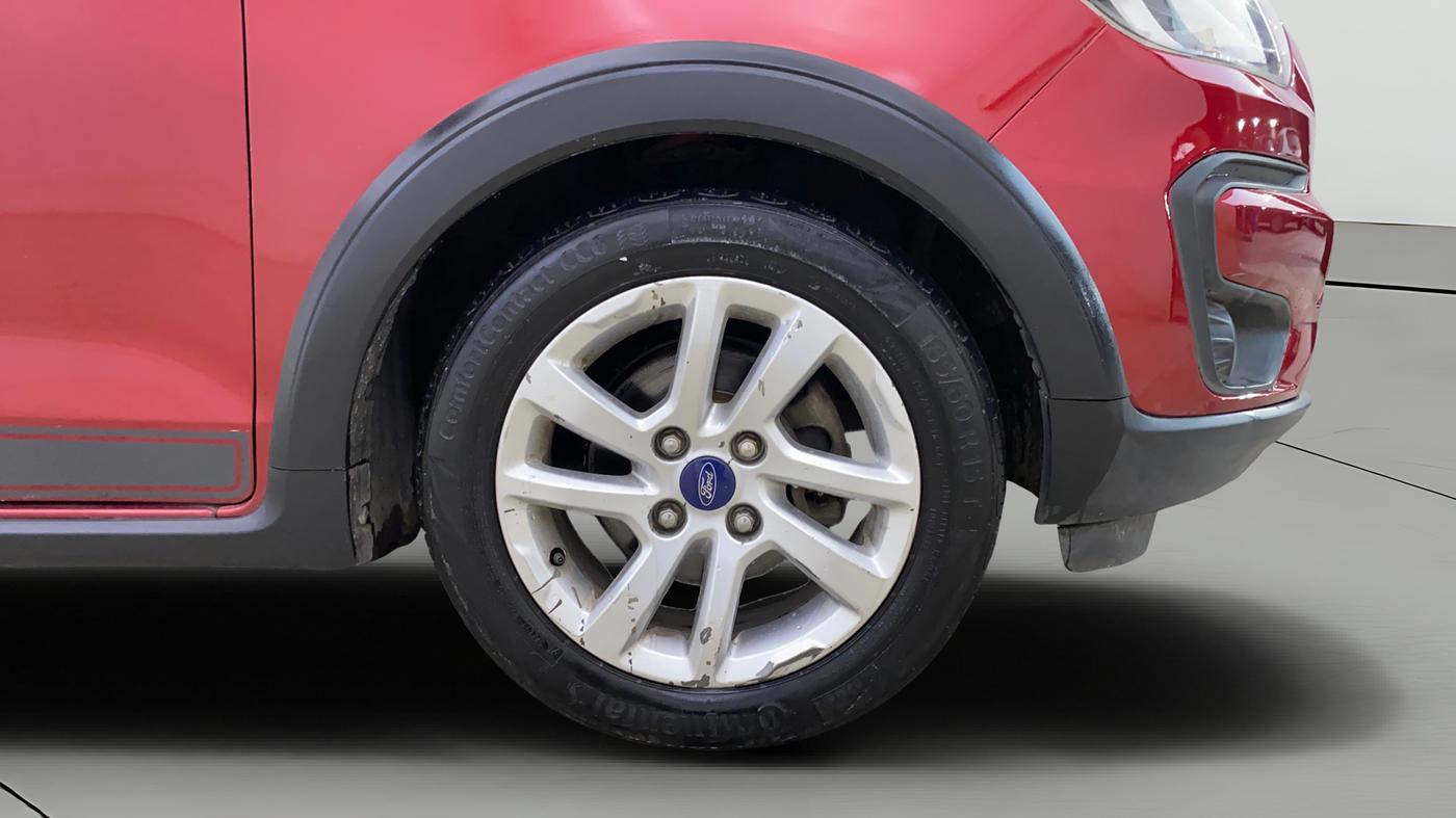 2019 Ford FREESTYLE TITANIUM 1.2 PETROL, Petrol, Manual, 1,05,881 km, Right Front Wheel