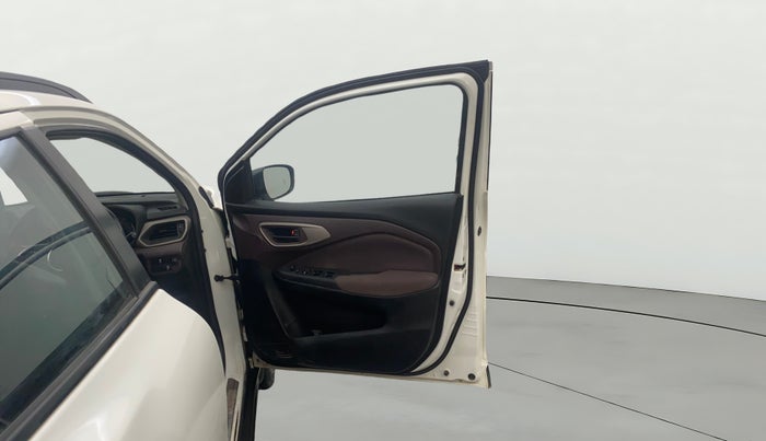 2023 Maruti FRONX DELTA PLUS 1.2MT, Petrol, Manual, 61,451 km, RHS Front Door