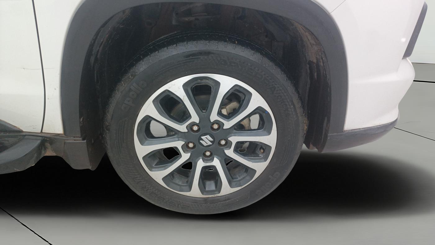 2023 Maruti Grand Vitara ZETA SMART HYBRID, Petrol, Manual, 75,975 km, Right Front Wheel