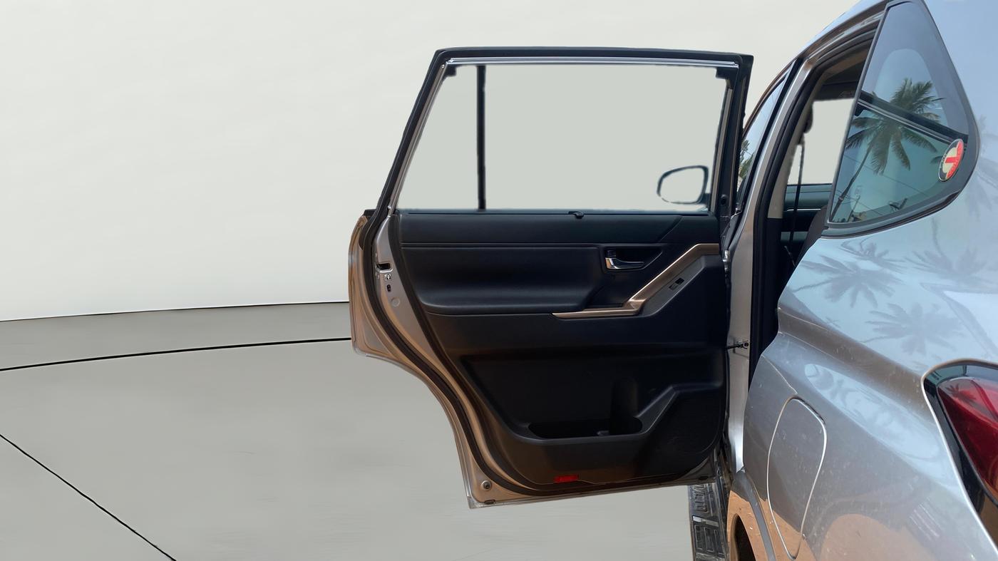 2023 Maruti Invicto ZETA PLUS 7 STR STRONG HYBRID, Hybrid, Automatic, 43,056 km, LHS Rear Door