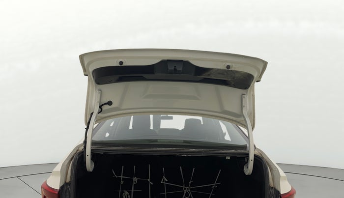 2022 Skoda SLAVIA STYLE 1.0L TSI MT, Petrol, Manual, 68,593 km, Boot Door Open