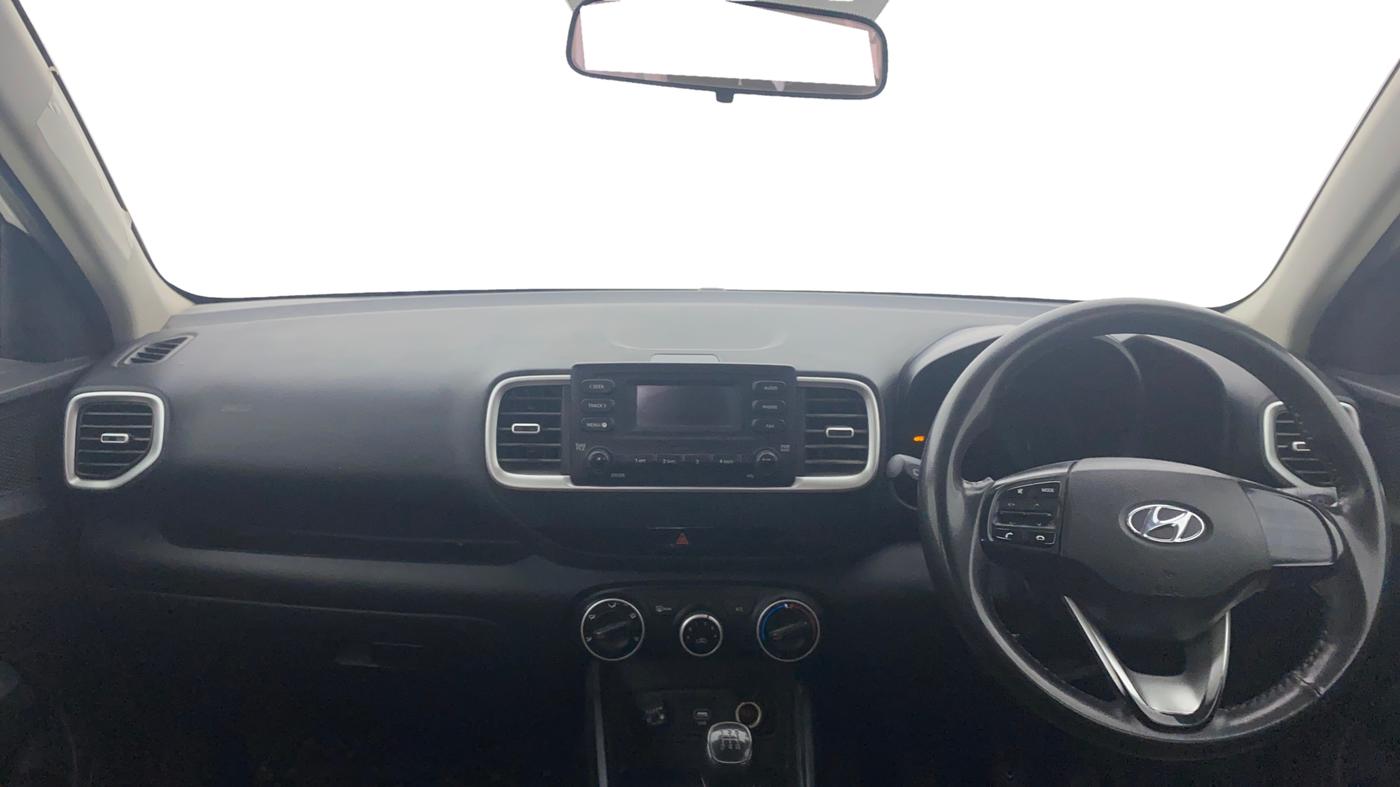 2019 Hyundai VENUE S 1.2, CNG, Manual, 61,737 km, Dashboard