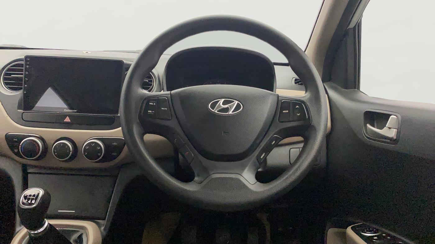 2014 Hyundai Xcent S (O) 1.2, Petrol, Manual, 94,095 km, Steering Wheel Close Up