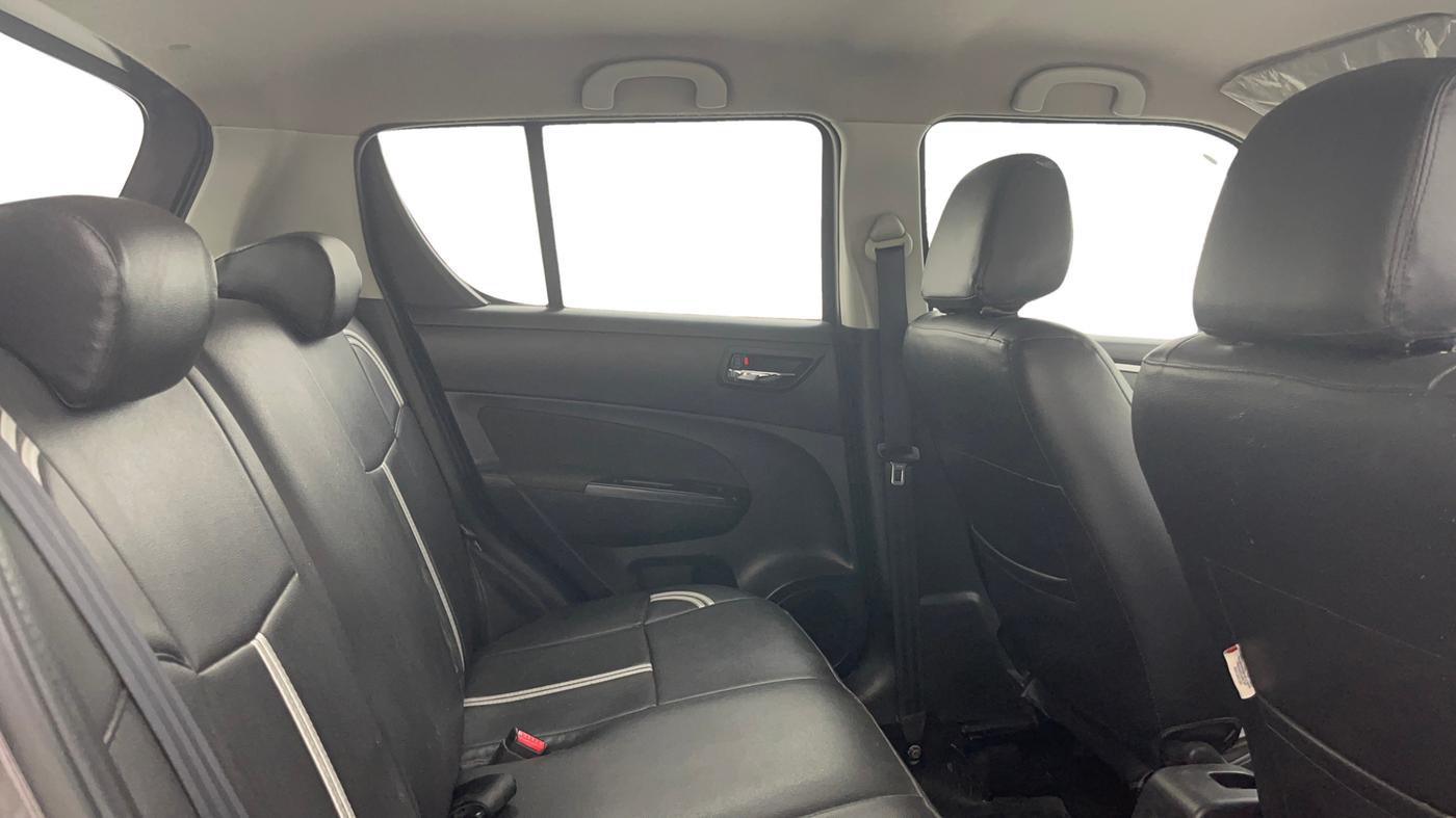 2016 Maruti Swift VXI, Petrol, Manual, 1,01,888 km, Right Side Rear Door Cabin