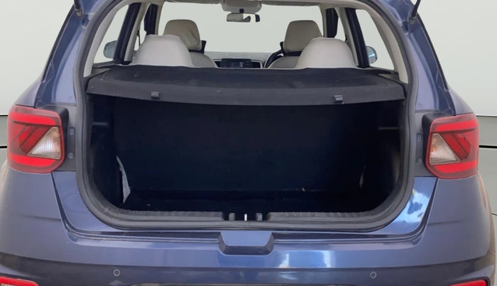 2022 Hyundai VENUE S 1.2, Petrol, Manual, 28,273 km, Boot Open Zoomed View