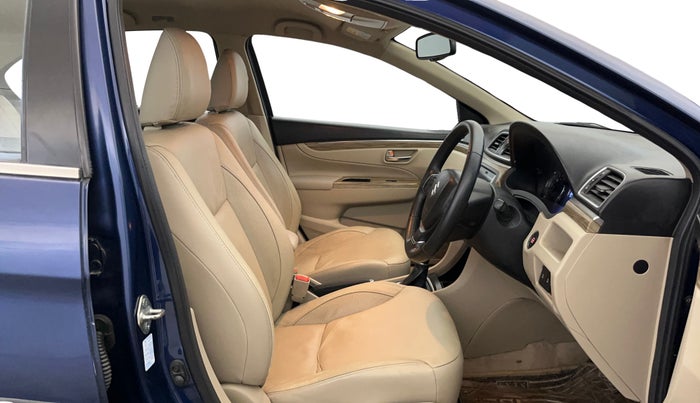 2018 Maruti Ciaz ALPHA  AT 1.5 SHVS PETROL, Petrol, Automatic, 36,682 km, Right Side Front Door Cabin