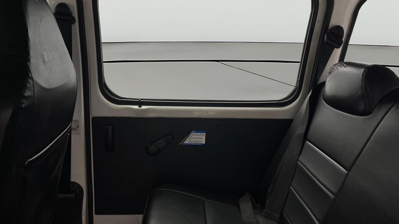 2023 Maruti Eeco 5 STR AC CNG, CNG, Manual, 67,042 km, RHS Rear Door