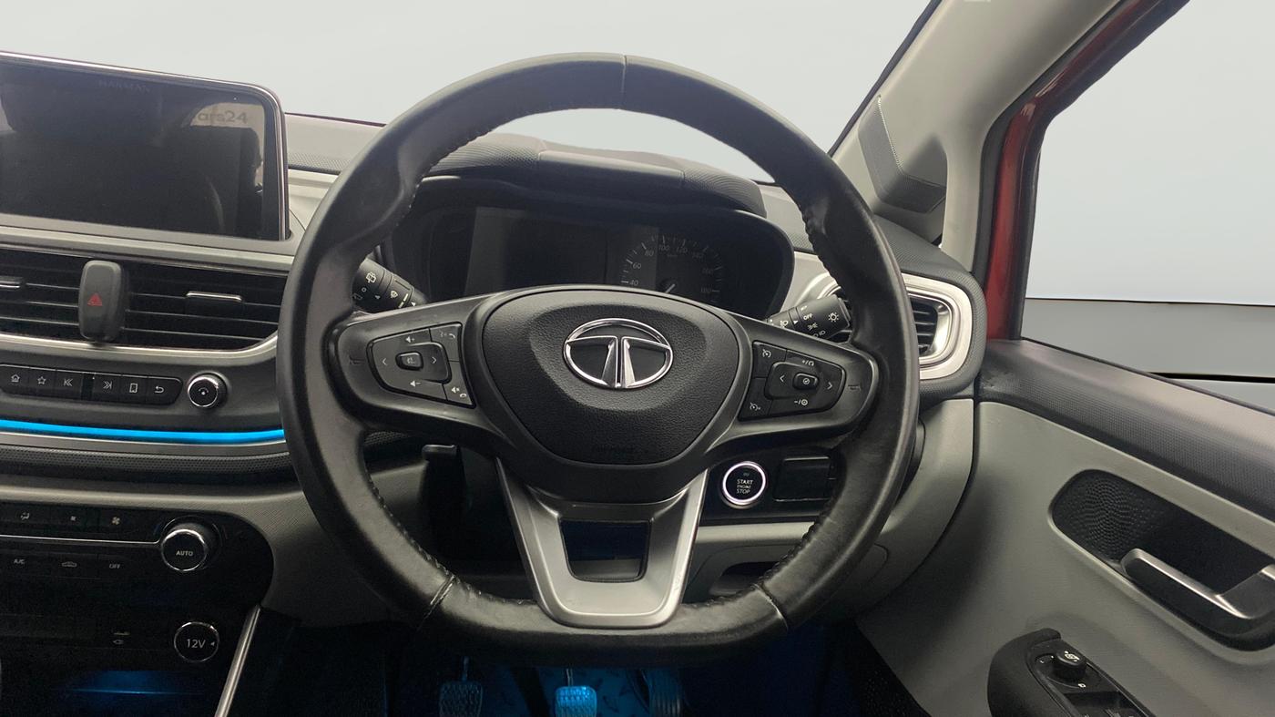 2020 Tata ALTROZ XZ PETROL, Petrol, Manual, 30,067 km, Steering Wheel Close Up