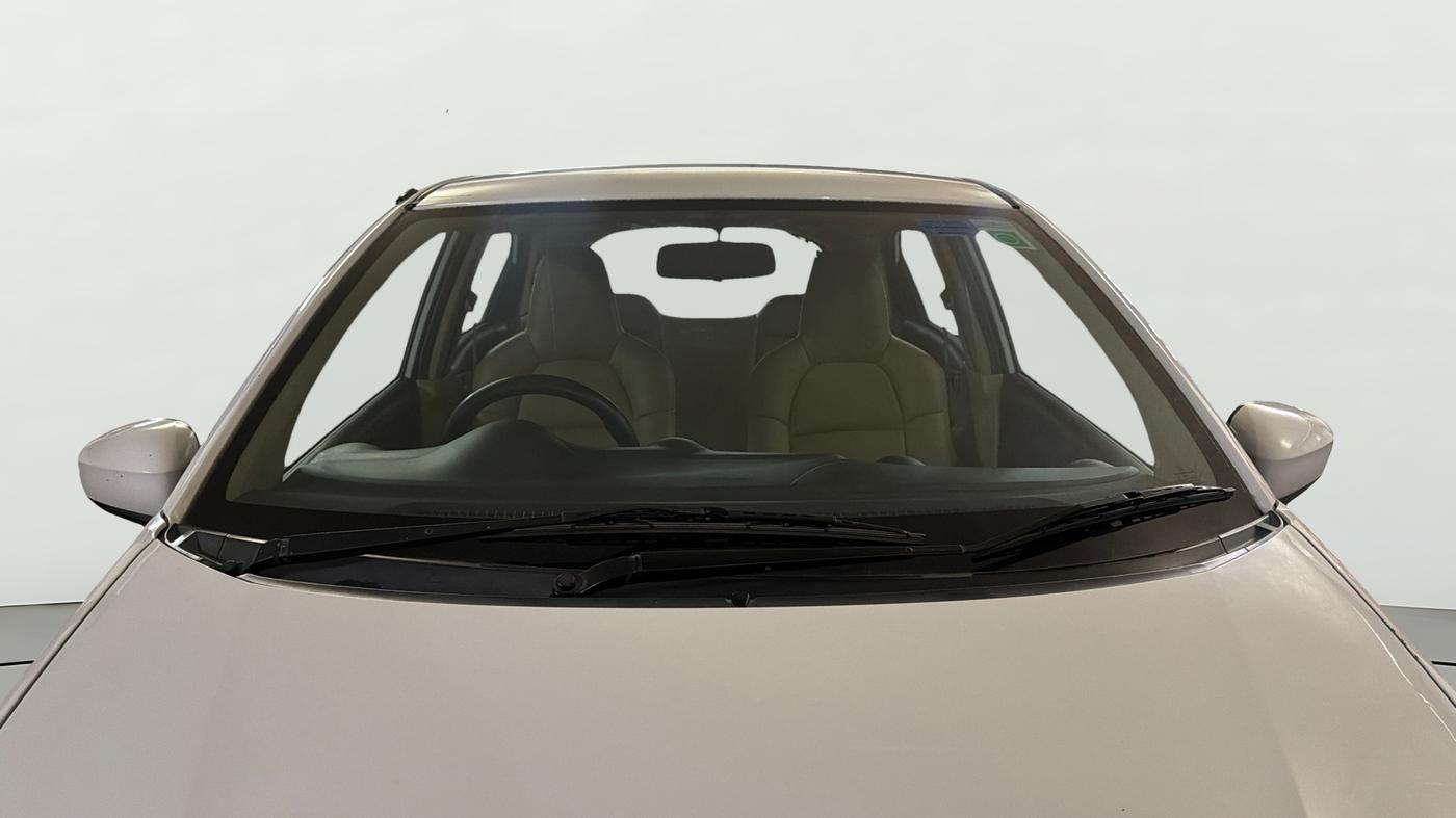 2014 Honda Brio VX AT, CNG, Automatic, 40,556 km, Front Windshield