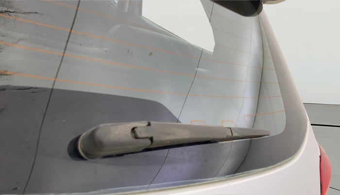 2017 Ford New Figo TITANIUM 1.2 PETROL MT, Petrol, Manual, 49,019 km, Rear Wiper