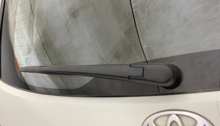 2024 Toyota Urban Cruiser Taisor V 1.0 Petrol MT, Petrol, Manual, 18,391 km, Rear Wiper