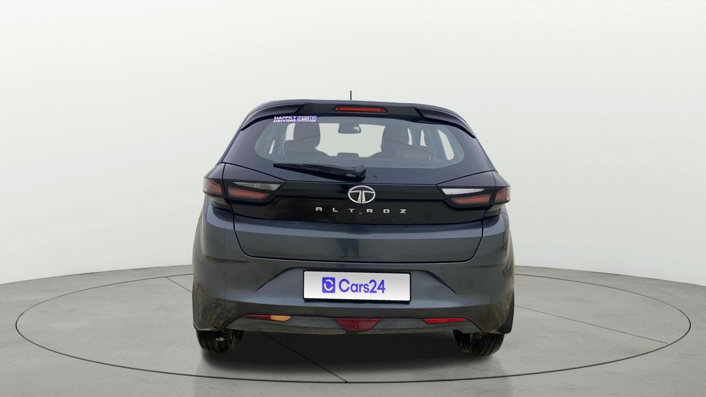2020 Tata ALTROZ XZ DIESEL, Diesel, Manual, 1,08,010 km, Back/Rear