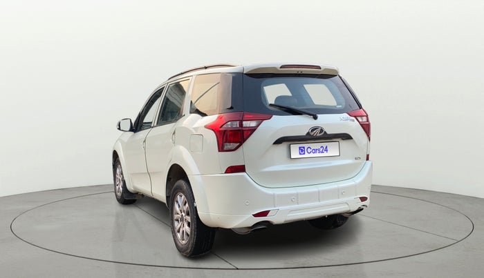 2019 Mahindra XUV500 W5, Diesel, Manual, 75,337 km, Left Back Diagonal