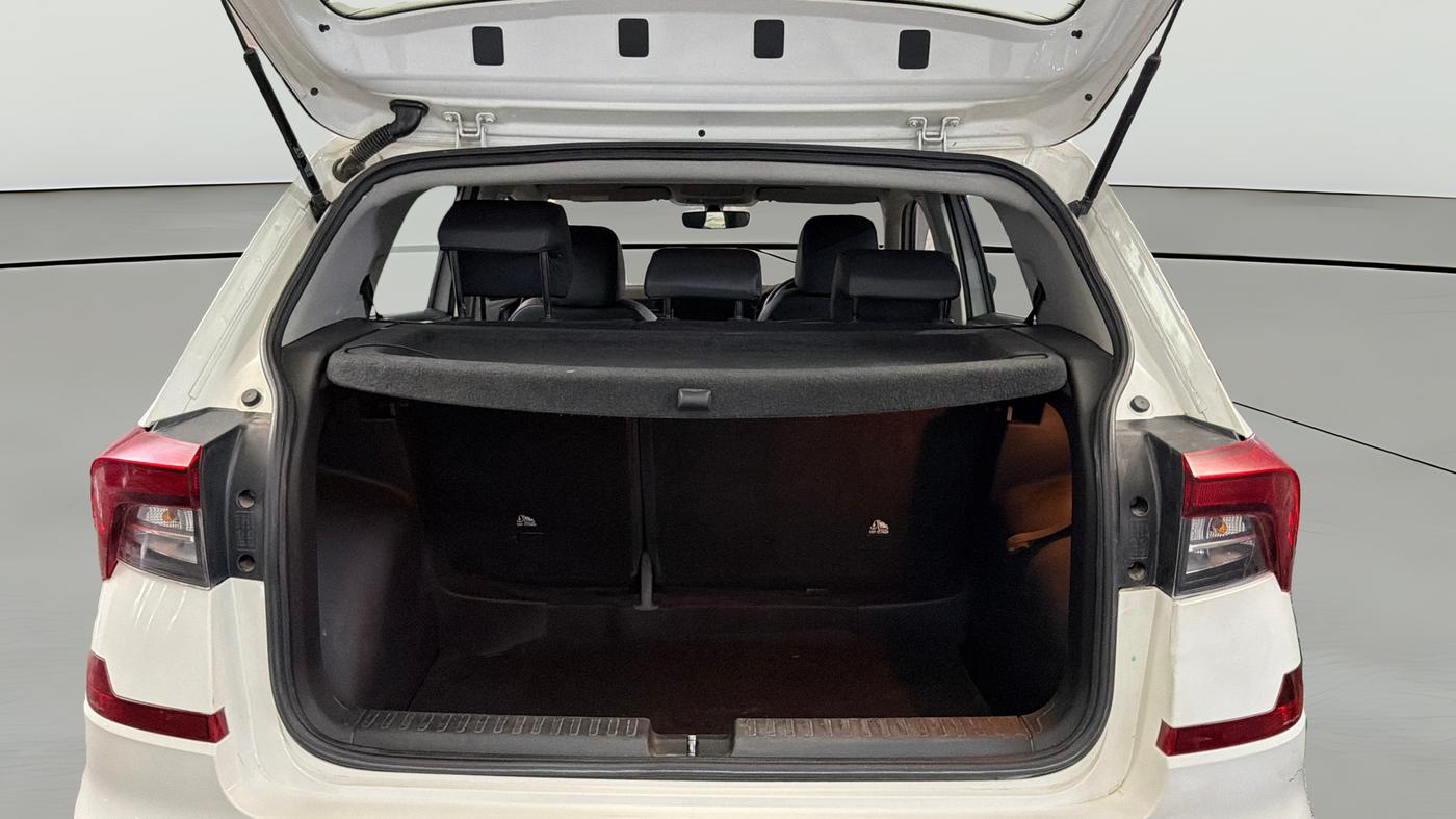2021 Skoda KUSHAQ STYLE 1.0L TSI AT, Petrol, Automatic, 59,718 km, Boot Open Zoomed View