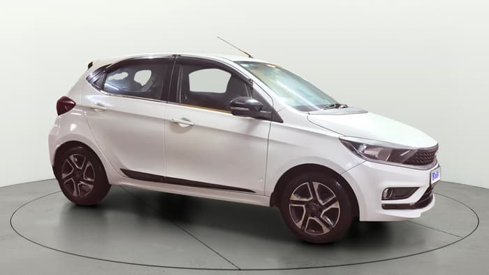2020 Tata Tiago XZA PLUS PETROL, CNG, Automatic, 1,17,550 km, Right Front Diagonal