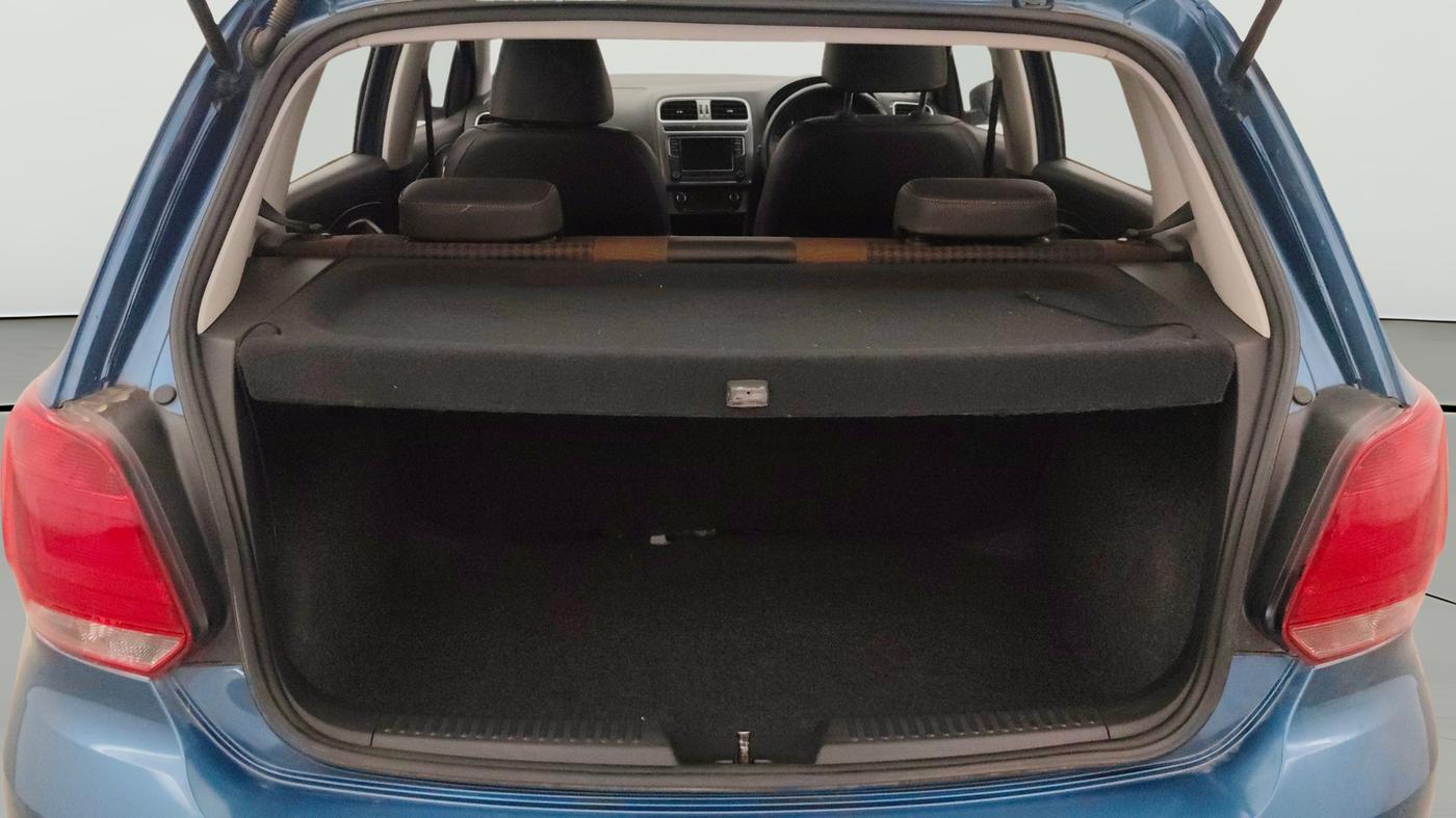 2017 Volkswagen Polo HIGHLINE PLUS 1.2(16 ALLOY, Petrol, Manual, 20,682 km, Boot Open Zoomed View