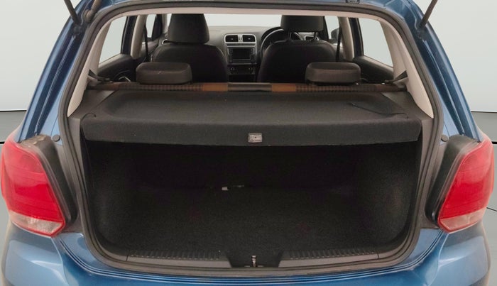 2017 Volkswagen Polo HIGHLINE PLUS 1.2(16 ALLOY, Petrol, Manual, 20,682 km, Boot Open Zoomed View