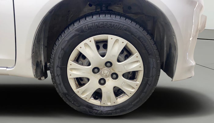 2015 Honda Brio S MT, Petrol, Manual, 67,905 km, Right Front Wheel