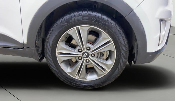 2017 Hyundai Creta SX PLUS AT 1.6 DIESEL, Diesel, Automatic, 1,11,615 km, Right Front Wheel