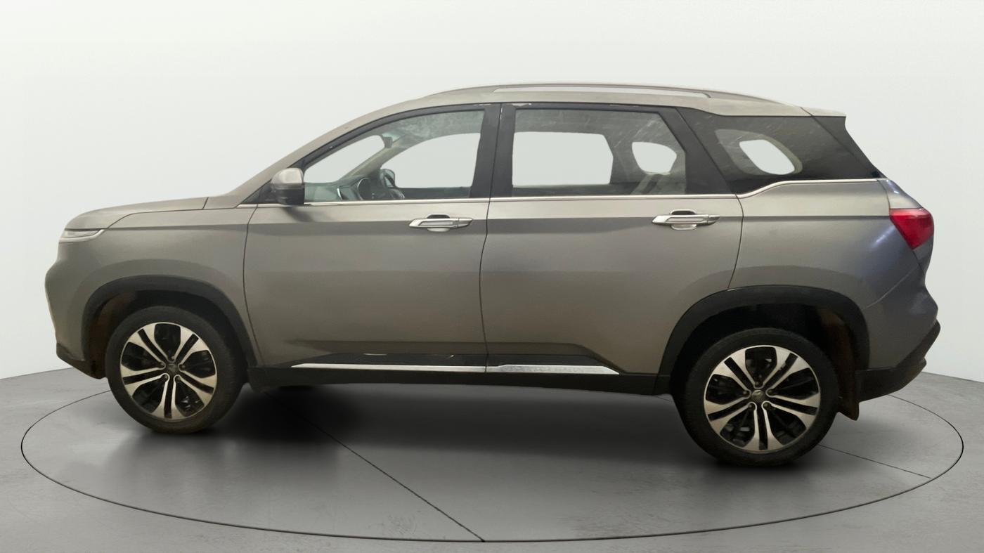 2023 MG HECTOR SHARP PRO 2.0 TURBO DIESEL, Diesel, Manual, 1,02,806 km, Left Side