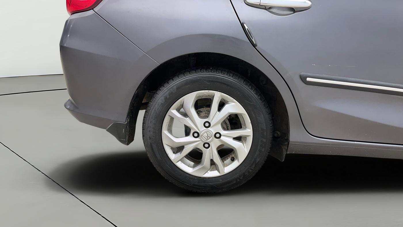 2020 Honda Amaze 1.2L I-VTEC V, Petrol, Manual, 61,244 km, Right Rear Wheel