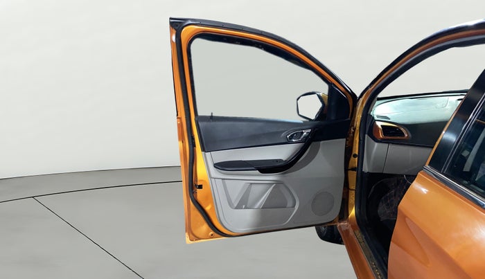 2018 Tata Tiago XZ PETROL, Petrol, Manual, 19,165 km, LHS Front Door