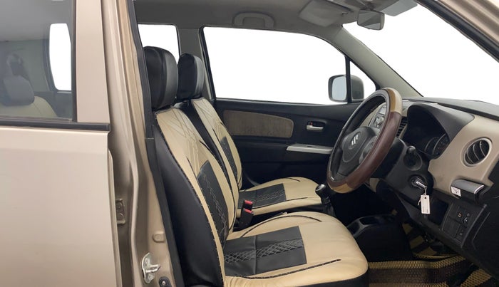 2015 Maruti Wagon R 1.0 VXI, Petrol, Manual, 78,101 km, Right Side Front Door Cabin