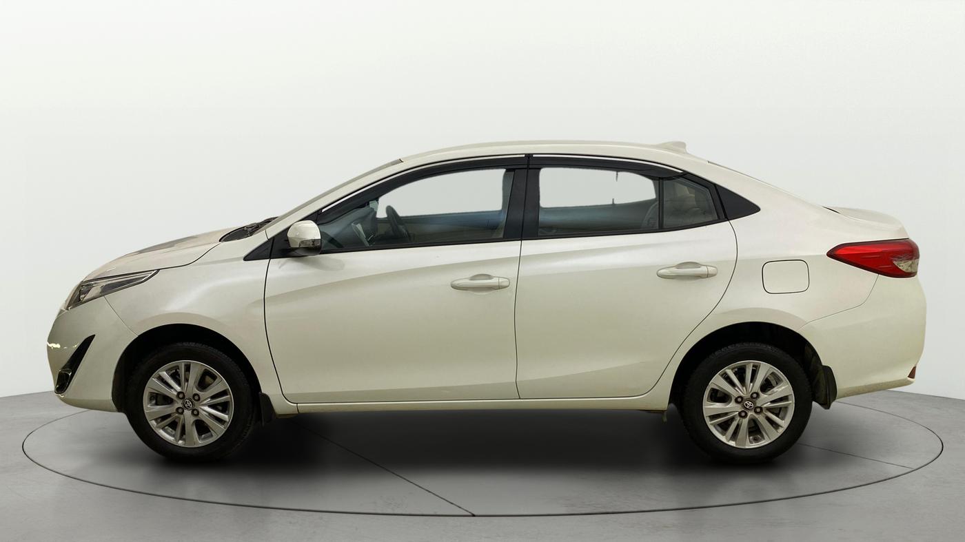 2018 Toyota YARIS V MT, Petrol, Manual, 36,089 km, Left Side