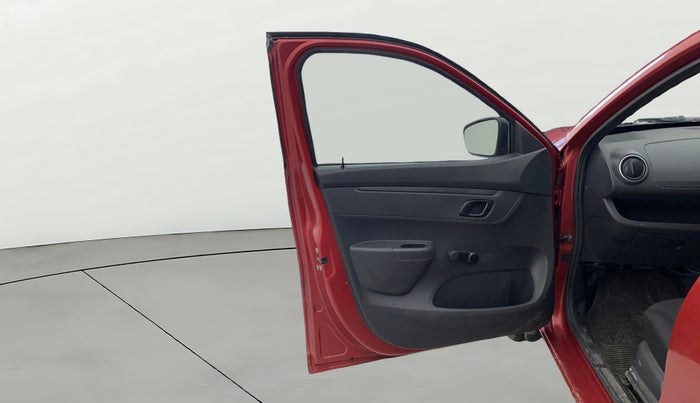 2016 Renault Kwid RXL, Petrol, Manual, 54,819 km, LHS Front Door