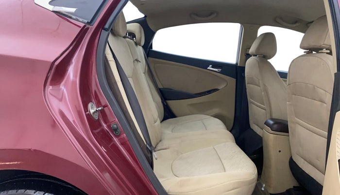 2014 Hyundai Verna FLUIDIC 1.6 VTVT SX, Petrol, Manual, 58,751 km, Right Side Rear Door Cabin