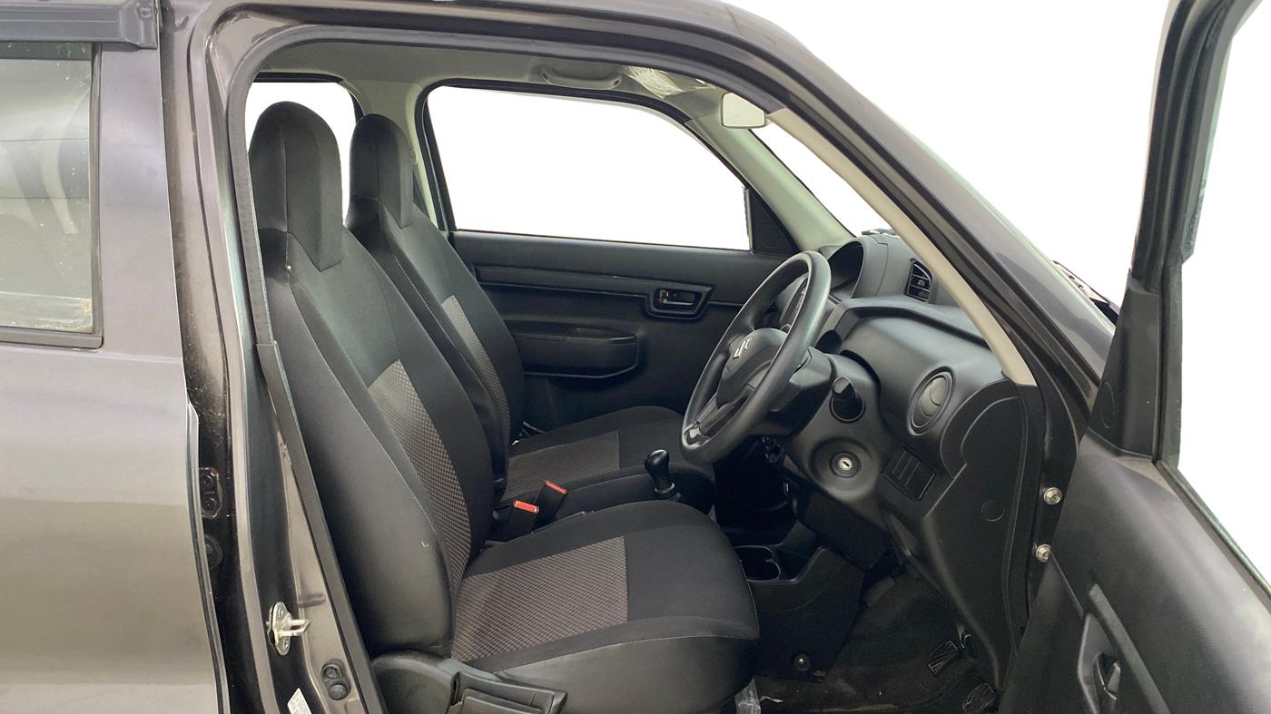 2020 Maruti S PRESSO VXI, Petrol, Manual, 17,504 km, Right Side Front Door Cabin