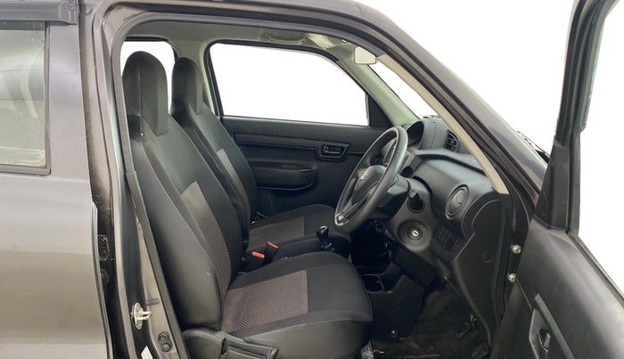 2020 Maruti S PRESSO VXI, Petrol, Manual, 17,504 km, Right Side Front Door Cabin