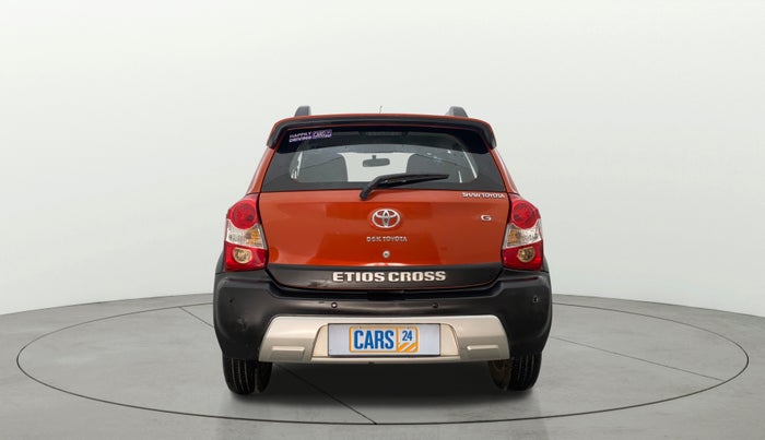 2015 Toyota Etios CROSS 1.2 G, Petrol, Manual, 44,711 km, Back/Rear
