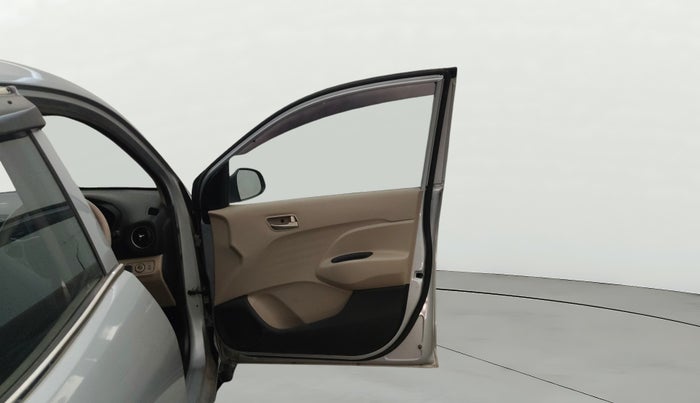 2019 Hyundai NEW SANTRO SPORTZ CNG, CNG, Manual, 65,041 km, RHS Front Door