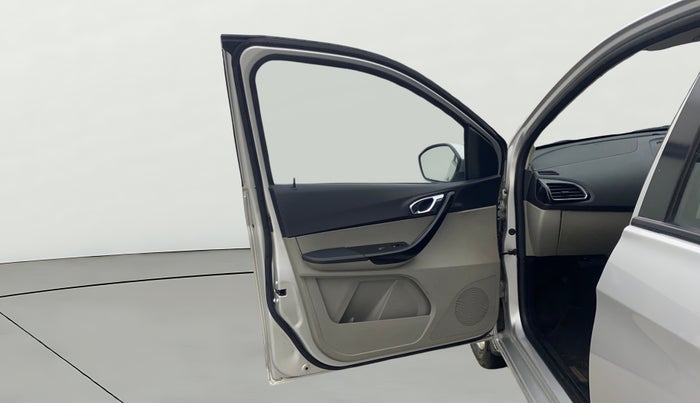 2017 Tata Tiago XZA PETROL, Petrol, Automatic, 31,959 km, LHS Front Door