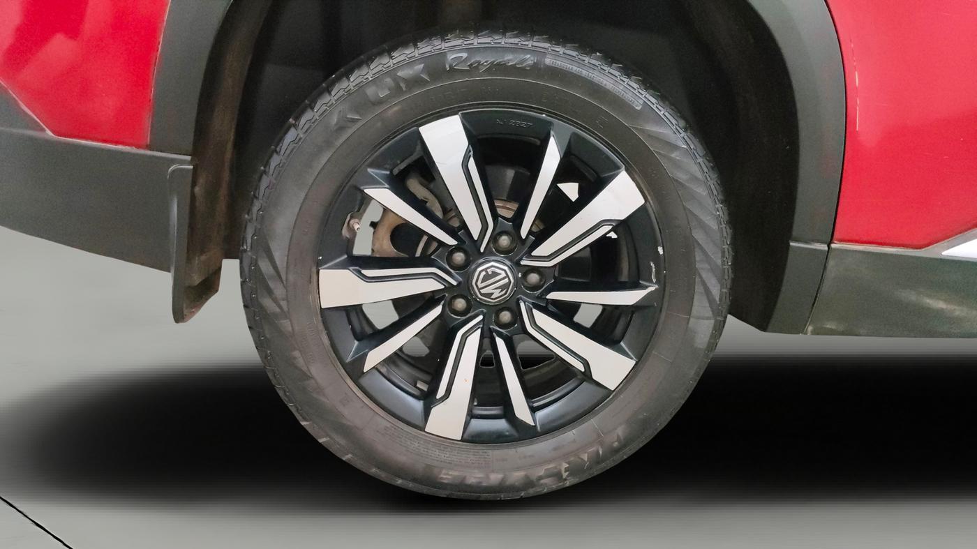 2019 MG HECTOR SHARP 1.5 DCT PETROL, Petrol, Automatic, 1,36,011 km, Right Rear Wheel